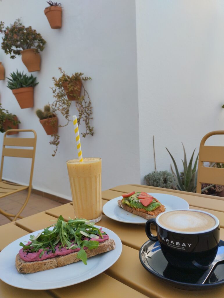 tostadas en el patio